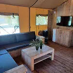 Luxe Safaritent Met Prive Sanitair Voor Het Hele Gezin I 6 Personen Epe