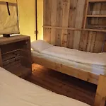 Tatil Evi Luxe Safaritent Met Prive Sanitair Voor Het Hele Gezin I 6 Personen