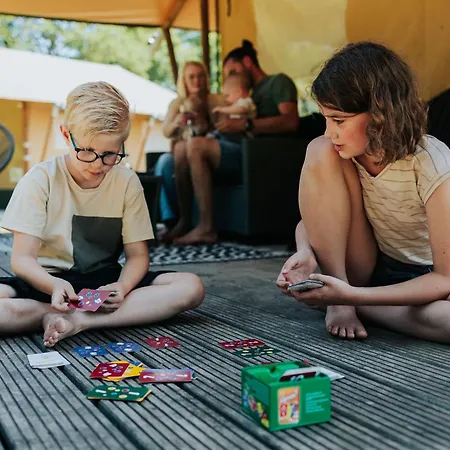 度假居 Luxe Safaritent Met Prive Sanitair Voor Het Hele Gezin I 6 Personen 伊皮