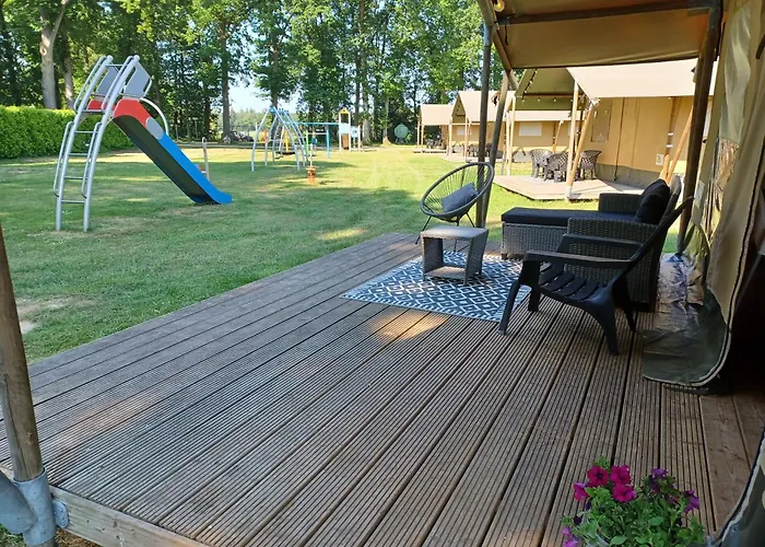 Luxe Safaritent Met Prive Sanitair Voor Het Hele Gezin I 6 Personen