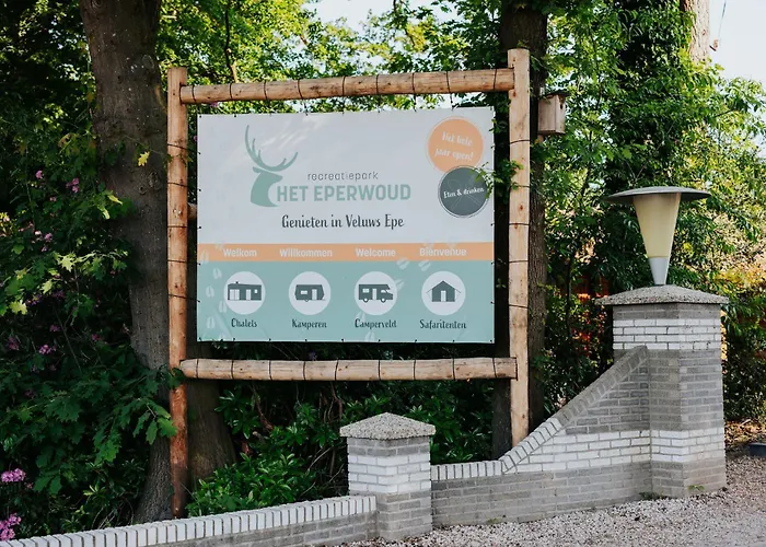 Luxe Safaritent Met Prive Sanitair Voor Het Hele Gezin I 6 Personen